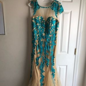 Sherri hill dress